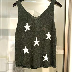 Light sweater vest with stars